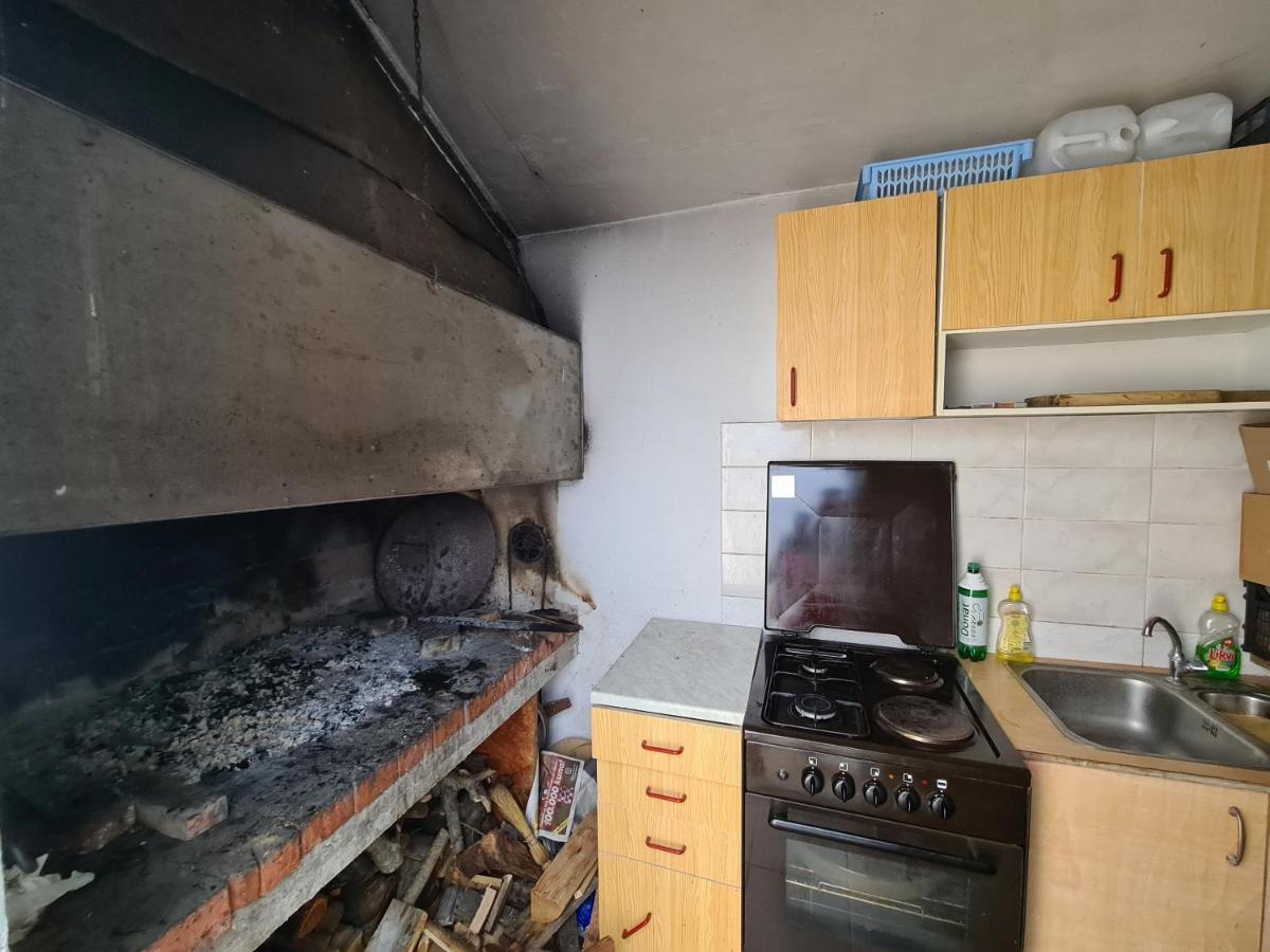 Apartmani Cosic Ante Dobropoljana Екстериор снимка